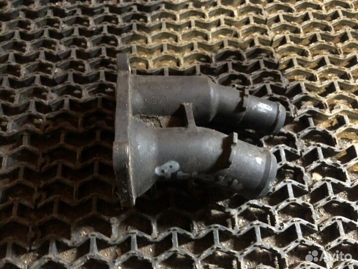 Корпус термостата Фьюжн 1,4 Ford Fusion