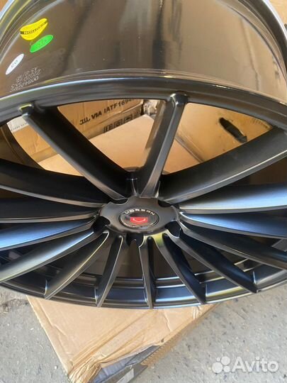 R20 Vossen Vfs2 на Bmw 5x120 Новые Диски