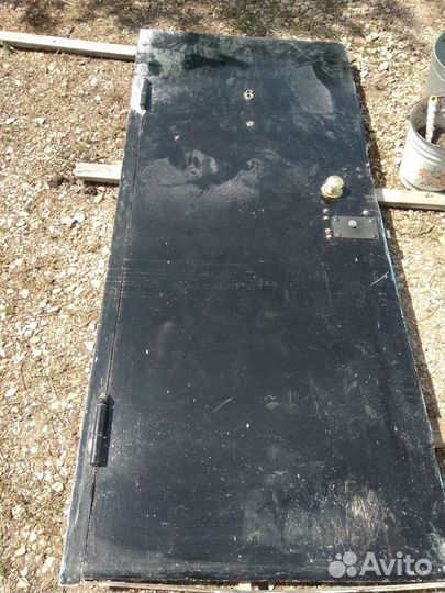 Дверь металлическая