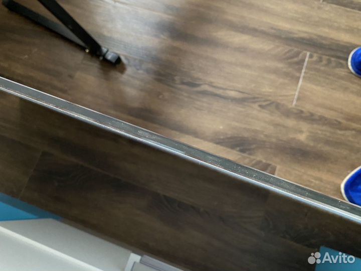 Фартук для кухни из стекла