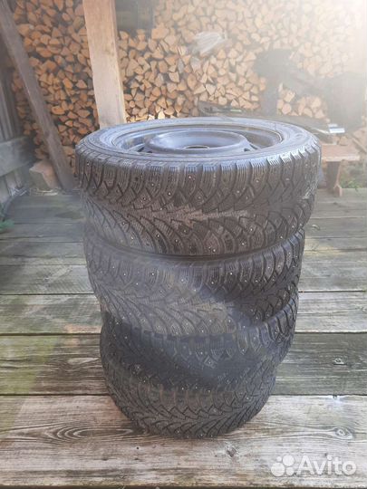 Nokian Tyres Nordman 4 215/55 R16 97T