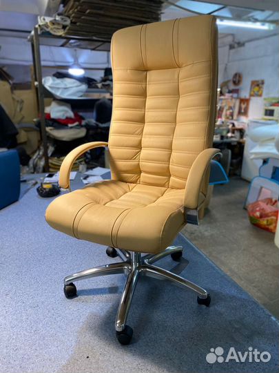 Компьютерное кресло