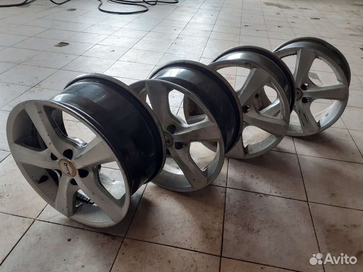 Литые диски r16