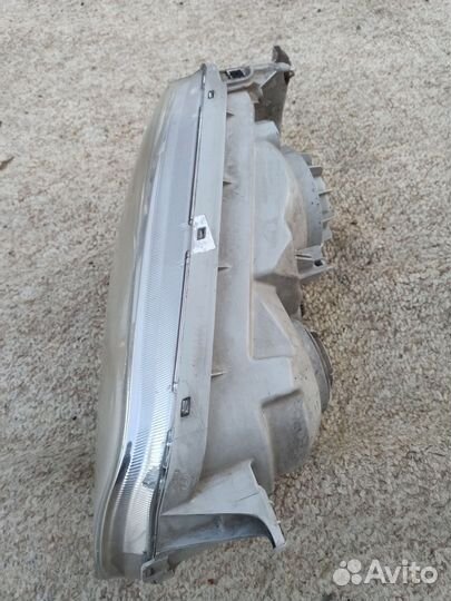 Фара передняя правая хендай старекс