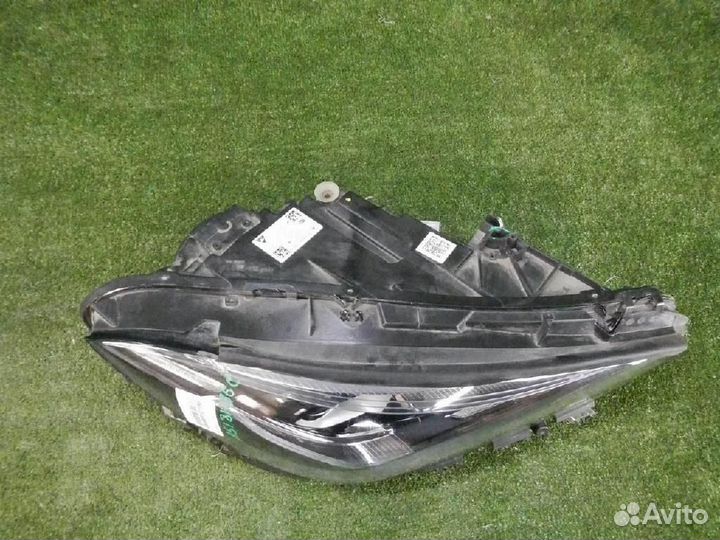 Фара правая Mercedes-Benz CLA-Class
