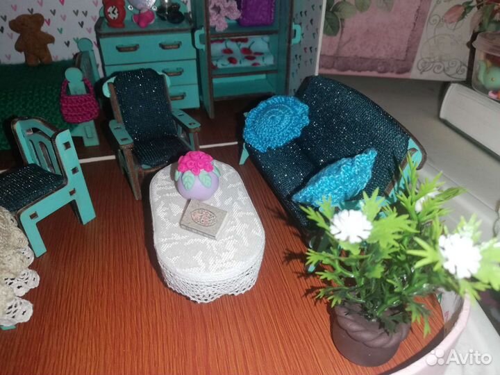 Кукольный домик в чемодане