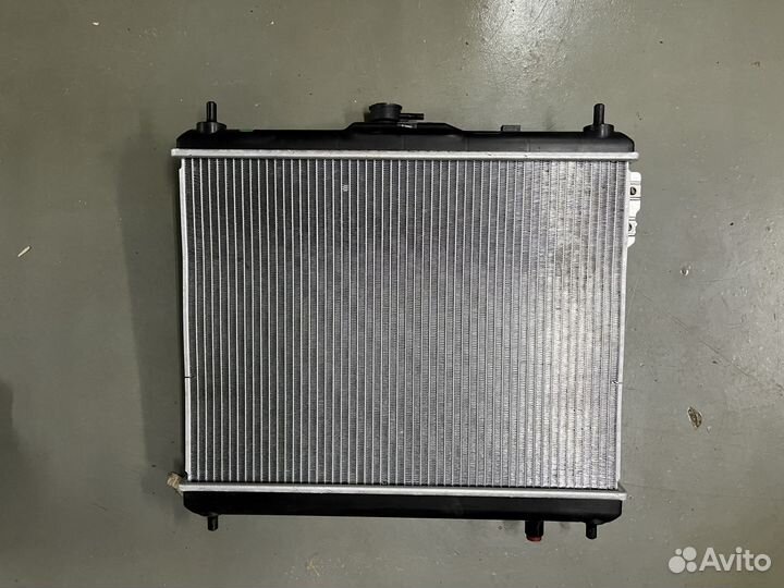 Радиатор двигателя Hyundai Getz 25310-1C010