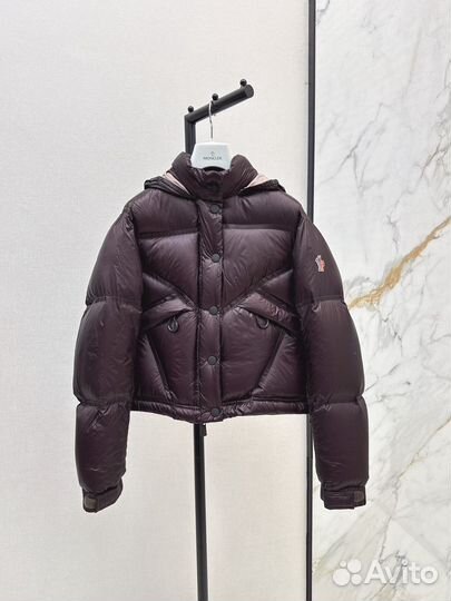 Пуховик женский moncler