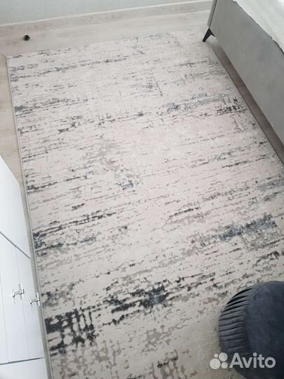 Ковёр новый 150 на 230