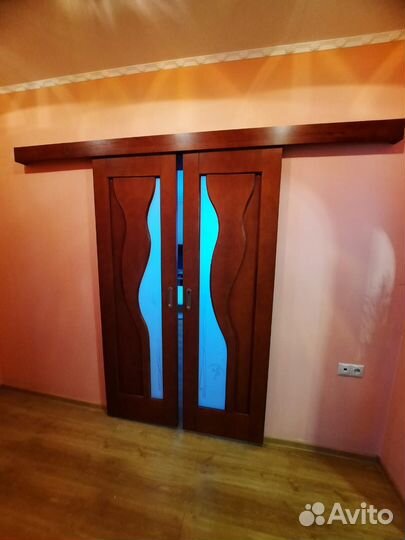 Межкомнатные двери бу из массива дерева