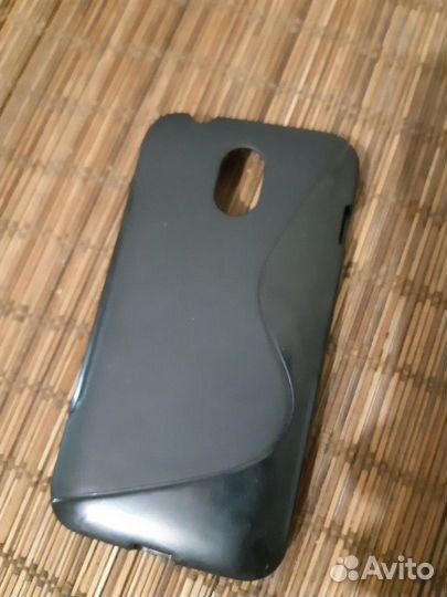 HTC Desire 210, 4 ГБ