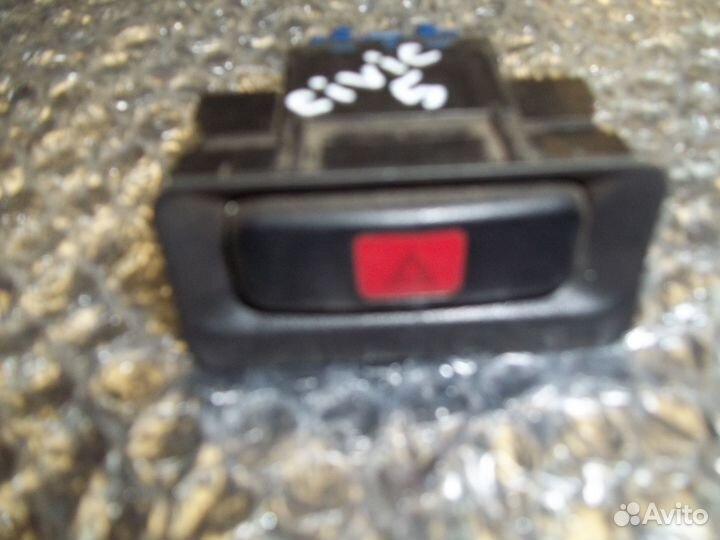 Кнопка аварийной сигнализации Хонда Цивик 5