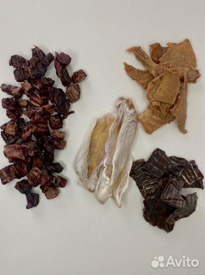 Лакомства и корма для животных