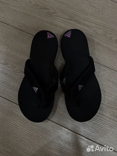 Шлепанцы adidas
