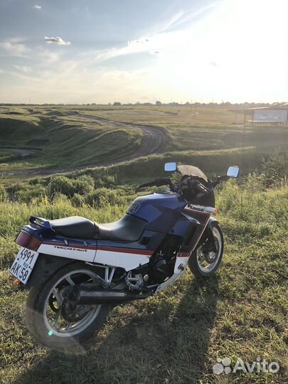 Kawasaki GPX250R Ninja