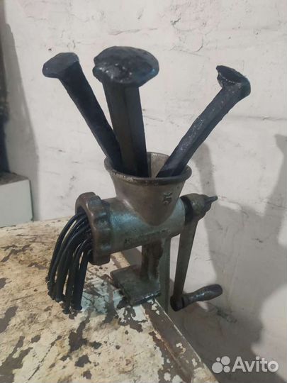 Мясорубка винтажная.(прикол)