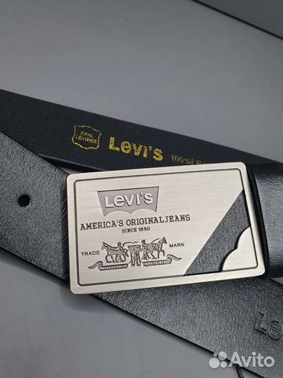 Мужской ремень levis