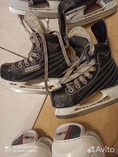 Хоккейная спортивная форма и коньки 17 см