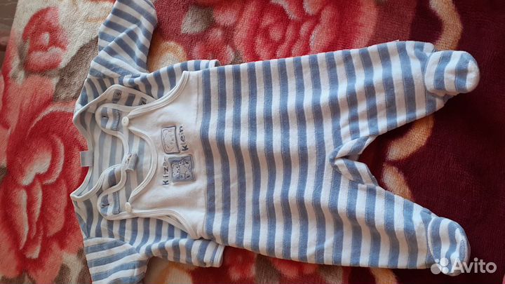 Продамдетские вещи для девочек(пеленки,пледы для к