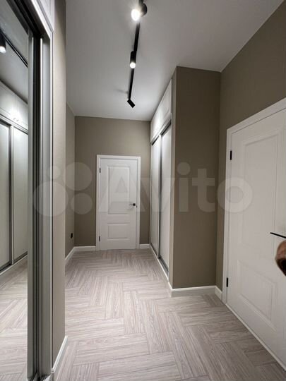 2-к. квартира, 52 м², 2/6 эт.