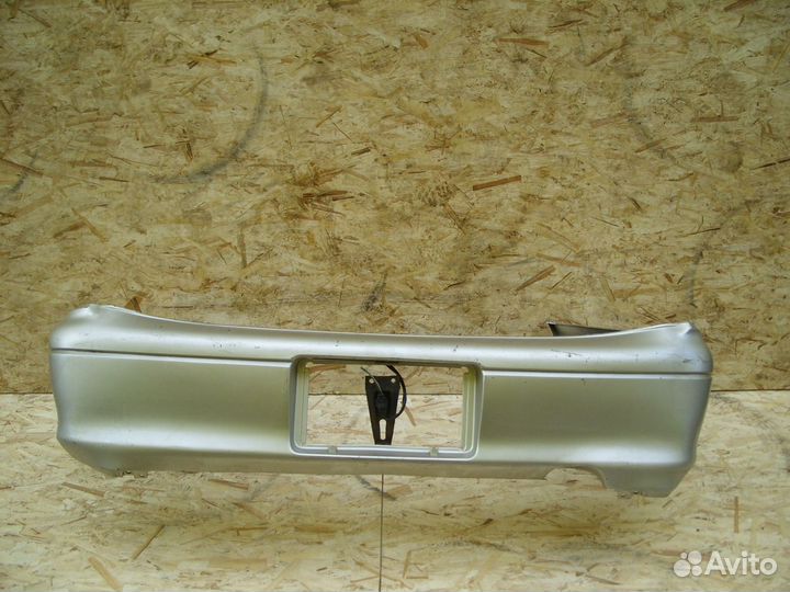 Бампер задний Toyota Estima Emina CXR20 Серыйцарап