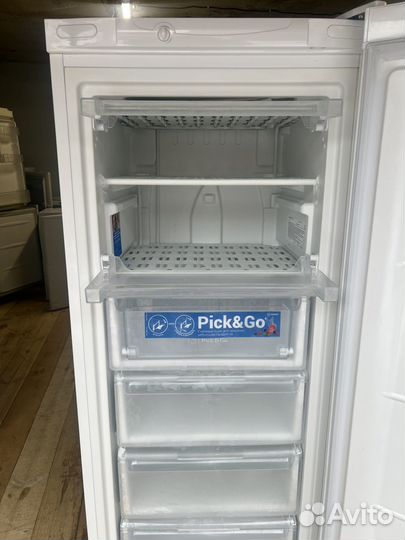 Морозильная камера Indesit 6 секций