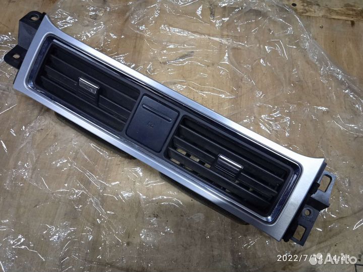 Воздуховод центральный ford Mustang 5