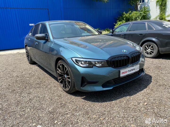 Крышки зеркал карбон + Решетка радиатора BMW G20