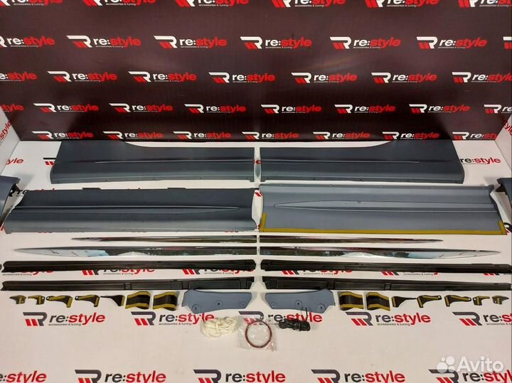 Молдинги дверей Toyota Alphard 30 S1621