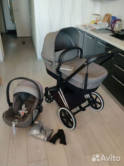 Cybex Priam III, 2 в 1, люлька и автолюлька б/у