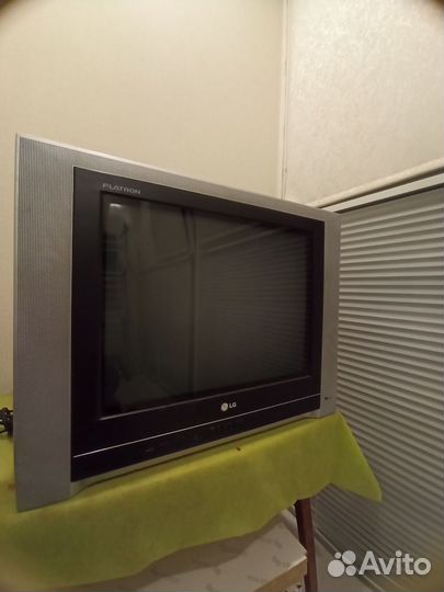 Телевизор LG flatron 32