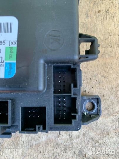 Блок управления дверьми передний правый Mercedes