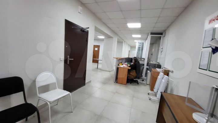 Помещение под офис, мед.центр, 300 м²