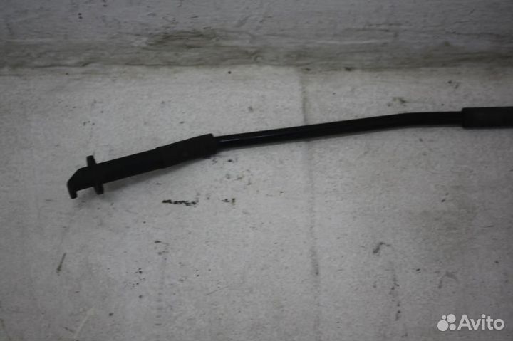 Упор капота Nissan Almera G15