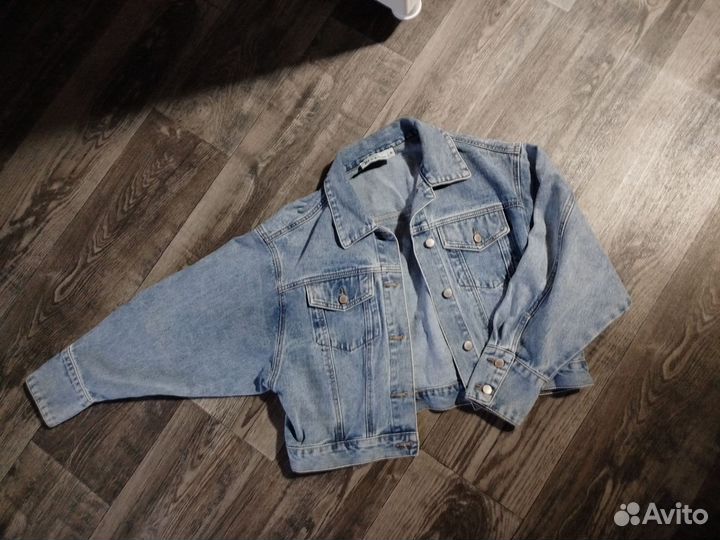 Джинсовая куртка
