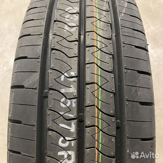 Kumho PorTran KC53 215/70 R15C 109T