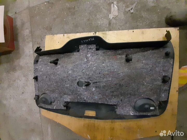 Обшивка багажника Renault Megane 2