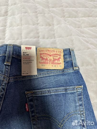 Джинсы levis