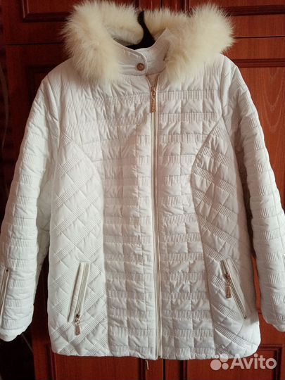 Куртка демисезонная, белая