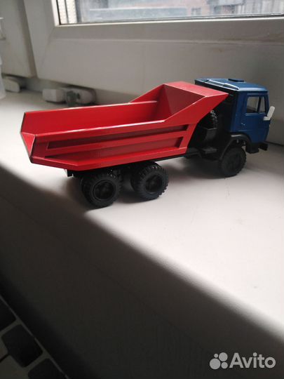 Модель СССР, 1 :43, грузовик камаз 55-11