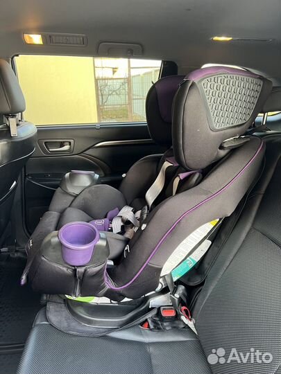 Универсальное автокресло evenflo SafeMax