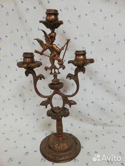 Красивый подсвечник Амур Купидон