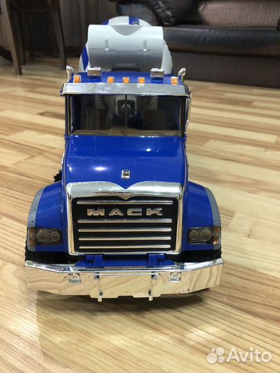 Бетономешалка Bruder