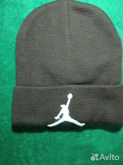 Шапки спортивные