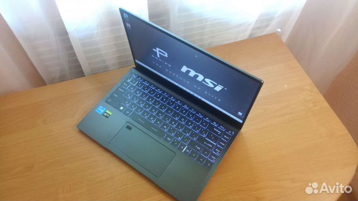 Мощный игровой ноутбук (ультрабук) MSI / 12 ядер