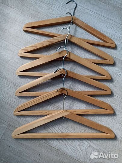 Плечики-вешалки деревянные СССР