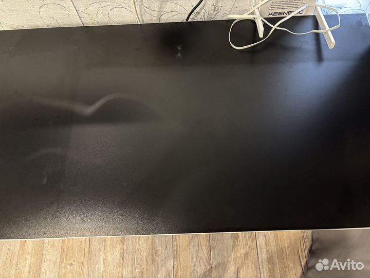 Продам стол