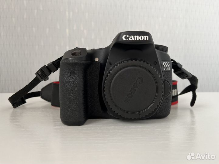 Фотоаппарат Canon 70D + объективы + вспышка