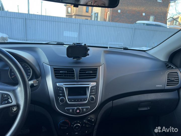 Hyundai Solaris 1.6 AT, 2014, 129 000 км