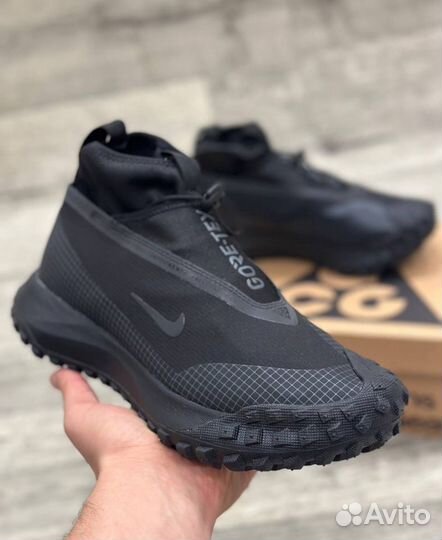 Nike ACG mountain